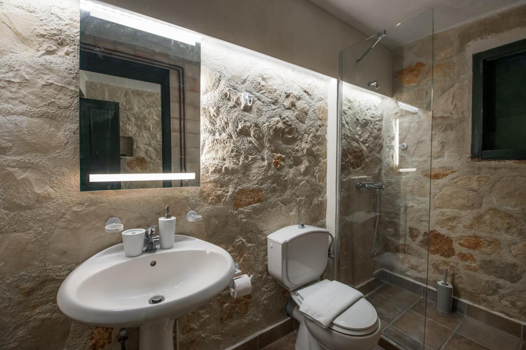 Apartment Orama Stone - Authentic Hospitality In A Historical Location, By Zantewize Zakynthos
