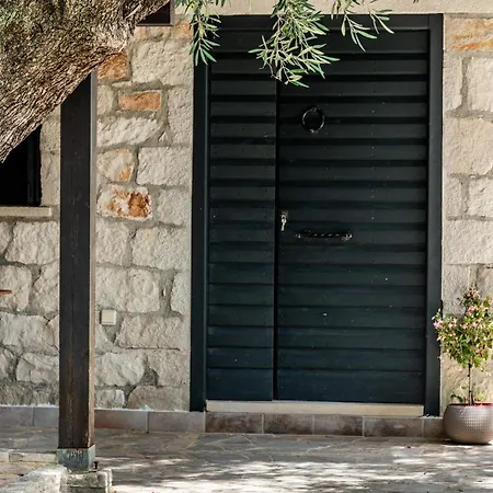 Orama Stone Apartments - Authentic Hospitality In A Historical Location, By Zantewize Exterior photo