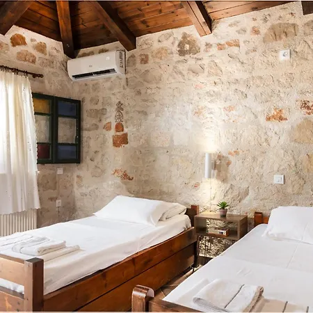 Orama Stone Apartments - Authentic Hospitality In A Historical Location, By Zantewize Room photo