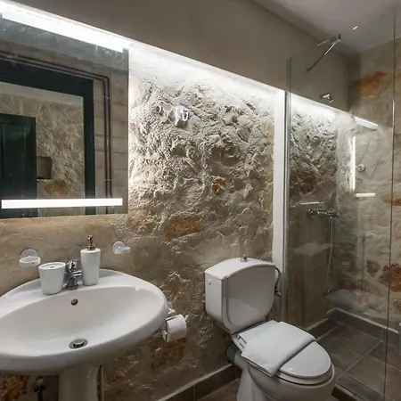 Orama Stone Apartments - Authentic Hospitality In A Historical Location, By Zantewize Room photo