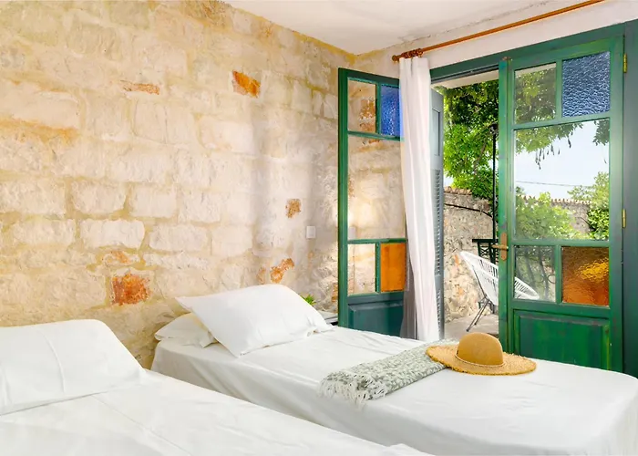 Orama Stone Apartments - Authentic Hospitality In A Historical Location, By Zantewize