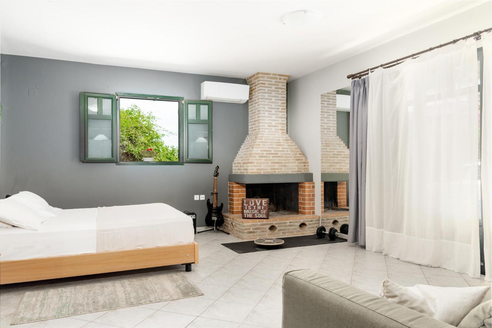 Apartment Orama Stone - Authentic Hospitality In A Historical Location, By Zantewize