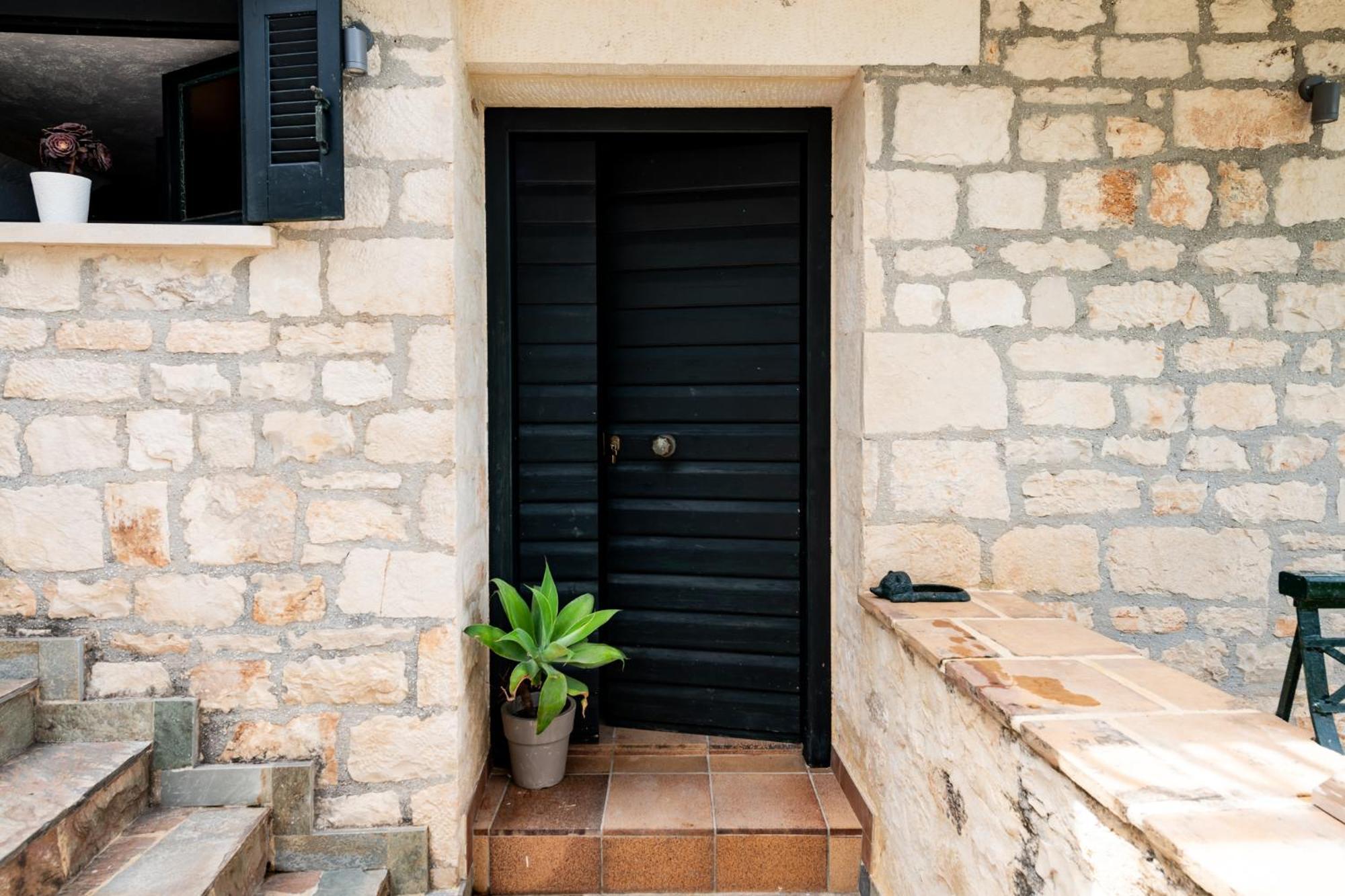 Orama Stone - Authentic Hospitality In A Historical Location, By Zantewize Apartment Zakynthos Town